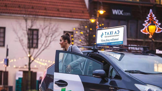 Farbenreiches 240×320mm Taxi-Dach LED zeigen dünnen hellen Nationstar-Chip an