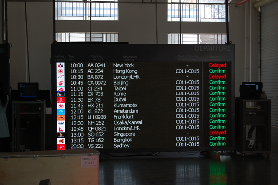 1200*1200mm farbenreiche LED-Anzeige zu Flughafen-Flug-Information