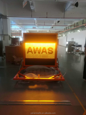 LED-Anzeigen-bewegliche Anschlagtafel Anhänger IP56 P10 zur Verkehrs-Verkehrssicherheit