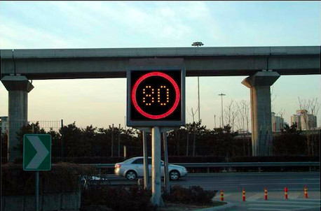 Höchstgeschwindigkeits-Zeichen-Digital-Verkehrs-Anschlagbrett 50W P20 elektronisches
