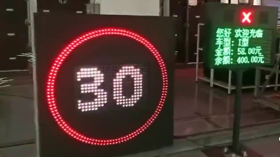 5mm Chips TAUCHEN Höchstgeschwindigkeits-Verkehrs-Warnungs-Brett LED VMS ein